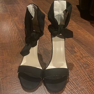 Shein Ankle wrap heels Open  toe Black Size 41